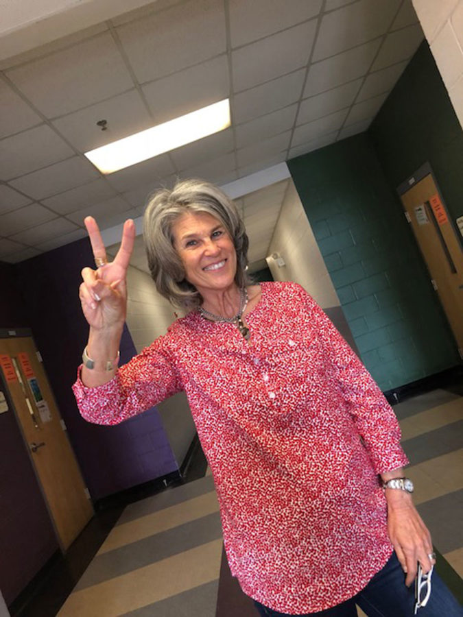 Veteran teacher Mrs. Dianne Newton says peace out as her last year at Seminole High School draws to a close.