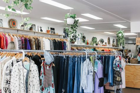 Shopping second hand is a great affordable option to buy clothing. Not only is it cost effective but it is also environmentally friendly.