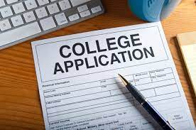 SHORTCUT TO GLORY: A GUIDE TO COLLEGE APPLICATIONS