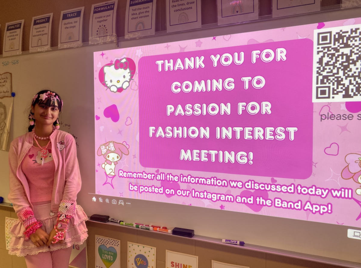 The fashion meeting president presenting her club. 